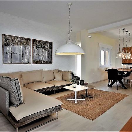 Villa Rodea Rodhiá Екстериор снимка