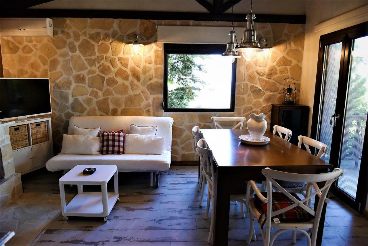 Villa Rodea Rodhiá Екстериор снимка